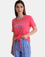 Pijama de mujer pirata de manga corta color coral con estampado frontal